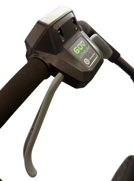 Аккумуляторная газонокосилка GR&Ouml;SSER GLM60/470 ((GB60/8 (60V, 8.0 Ah) х1, зарядное устройство)