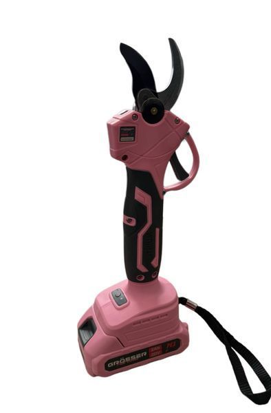 Набір акумуляторних інструментів по догляду за садом GR&Ouml;SSER PSET 302N Pink Edition (Ланцюгова пила PCS870A, телескопічний подовжувач PSP200, секатор PPS310, 3.0 Аh х1, 2.0 Аh х1, зарядний пристрій)